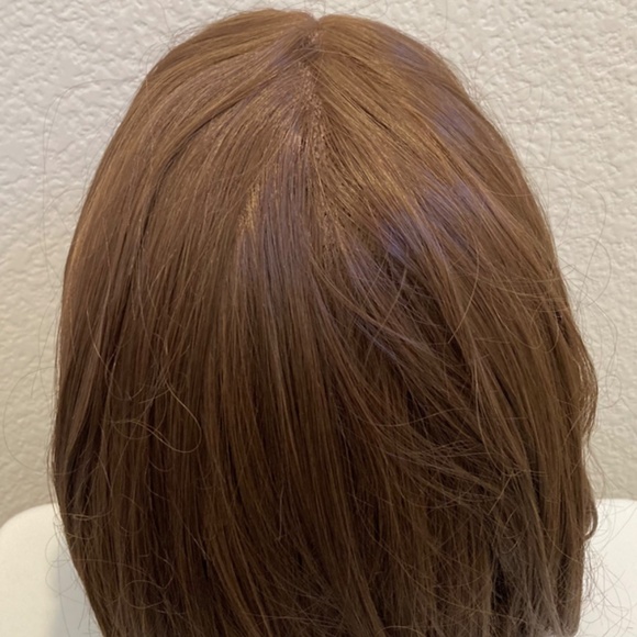 12" Wig. Small. Synthetic straight hair. Auburn. Bob style.Hand-tied, Lace front - Picture 3 of 8